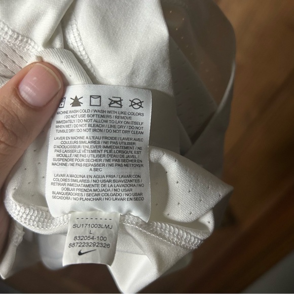 Nike Pro Hyper Cool White Fitted Short Sleeve T-Shirt - Picture 7 of 7